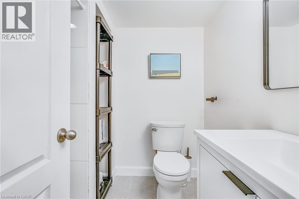 Photo 29 of 2217 Ghent Avenue, Burlington ON