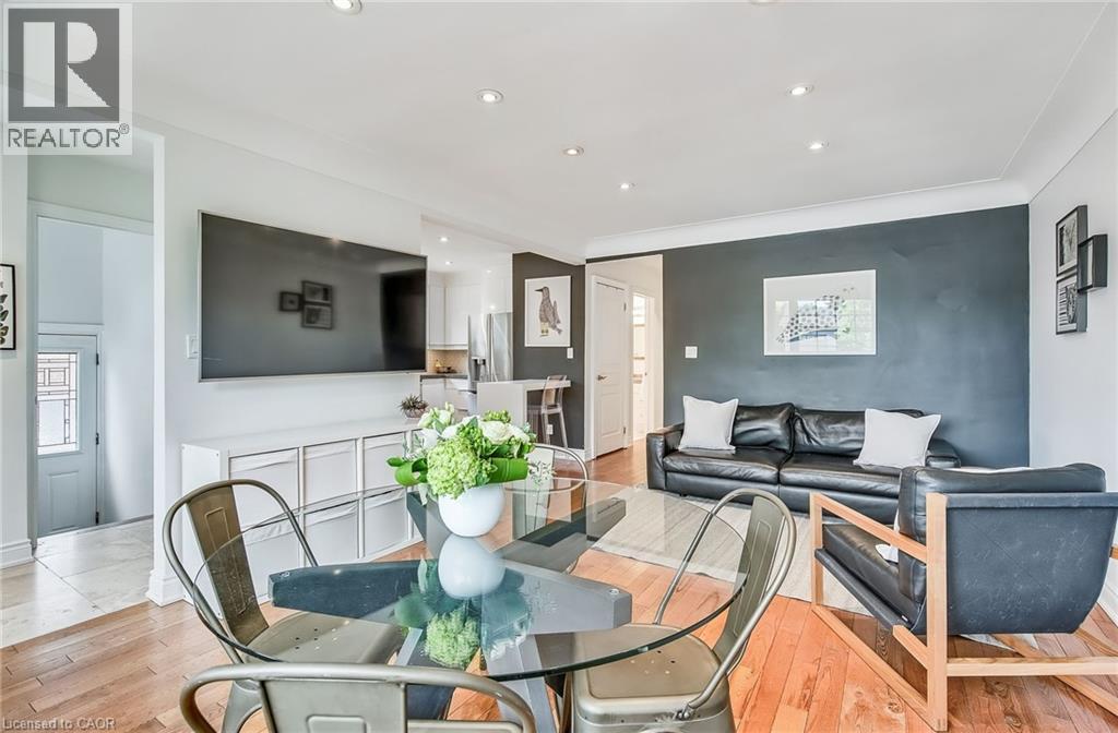 Photo 6 of 2217 Ghent Avenue, Burlington ON