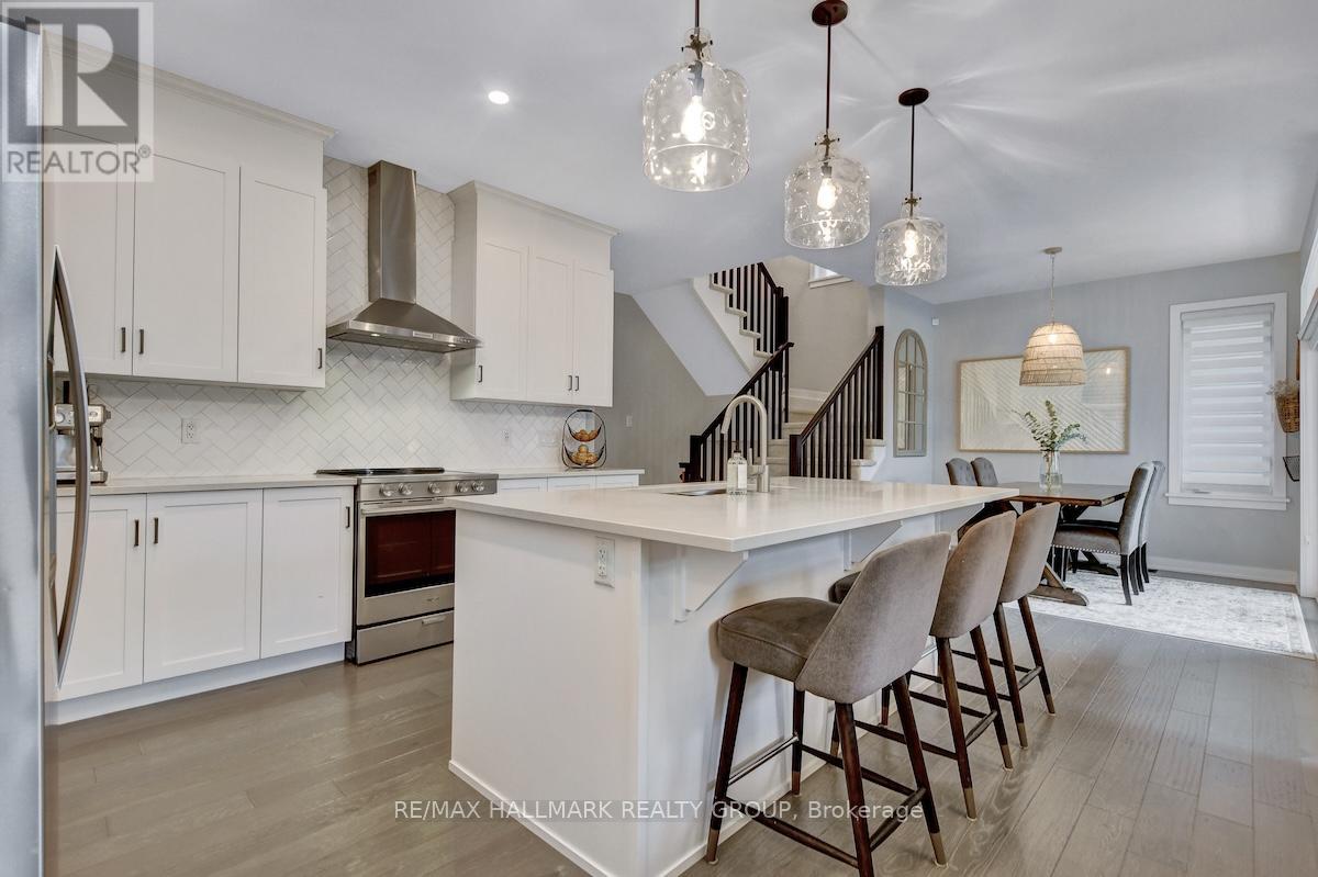 Photo 15 of 716 Kirkham Crescent, Ottawa ON