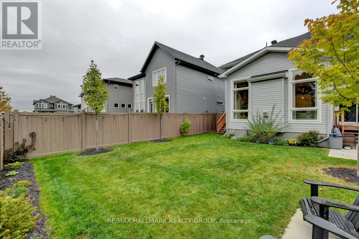 Photo 43 of 716 Kirkham Crescent, Ottawa ON
