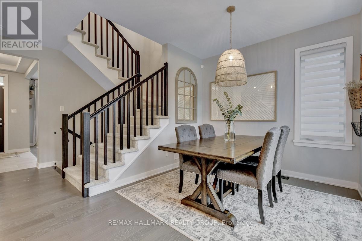 Photo 9 of 716 Kirkham Crescent, Ottawa ON