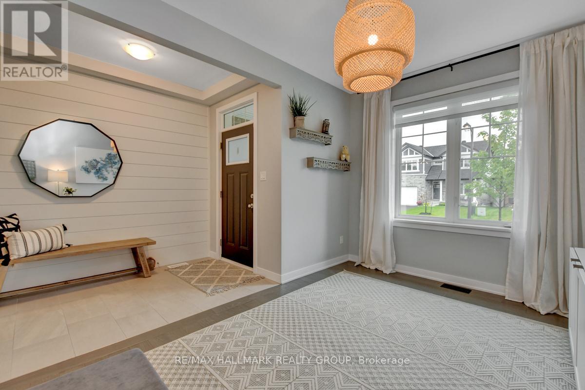 Photo 7 of 716 Kirkham Crescent, Ottawa ON