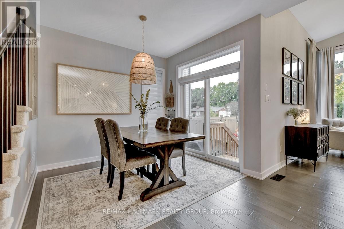 Photo 8 of 716 Kirkham Crescent, Ottawa ON