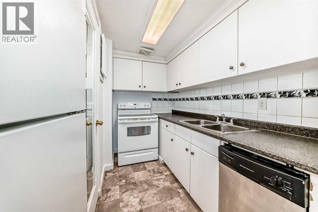 Single Family House for Sale in    Avenue SE Penbrooke Meadows Calgary 