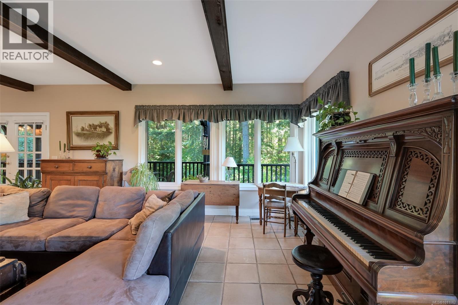 Photo 21 of 7003 Mays Rd, Duncan BC