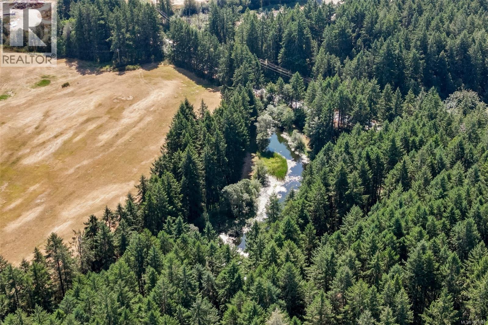 Photo 4 of 7003 Mays Rd, Duncan BC
