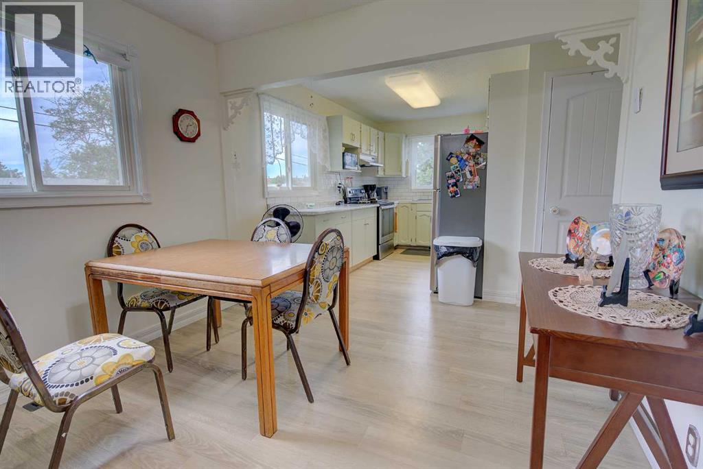 Single Family House Bungalow for Sale in   Avenue Glendale Red Deer 