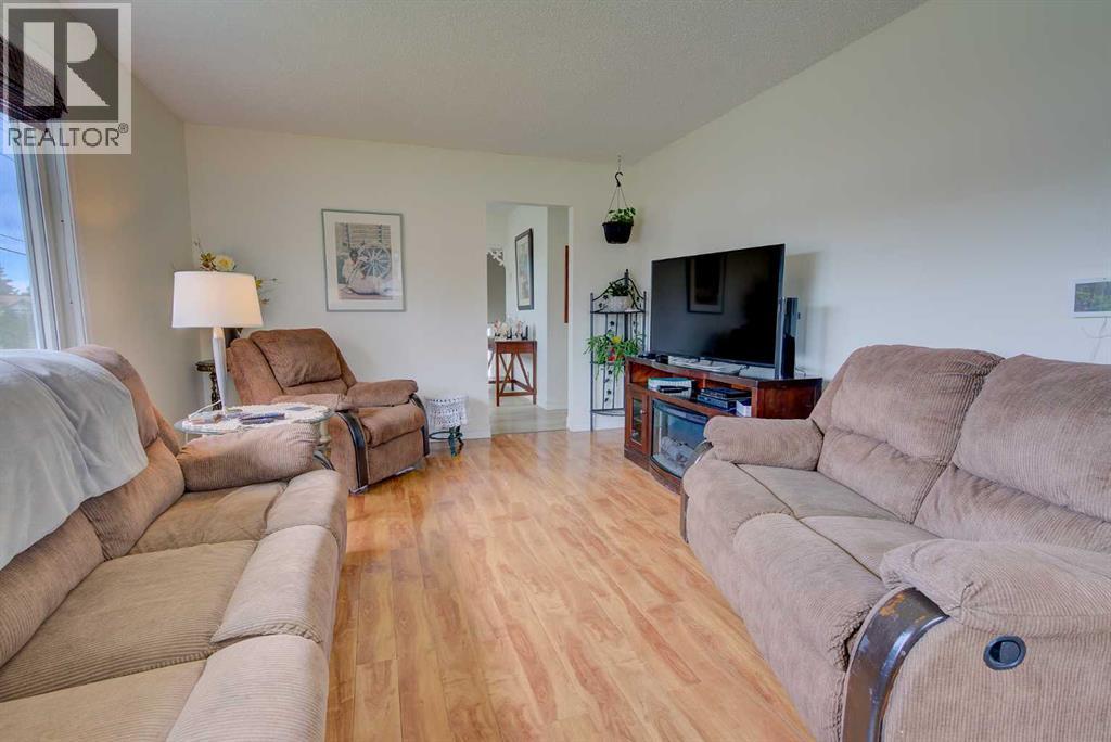 Single Family House Bungalow for Sale in   Avenue Glendale Red Deer 