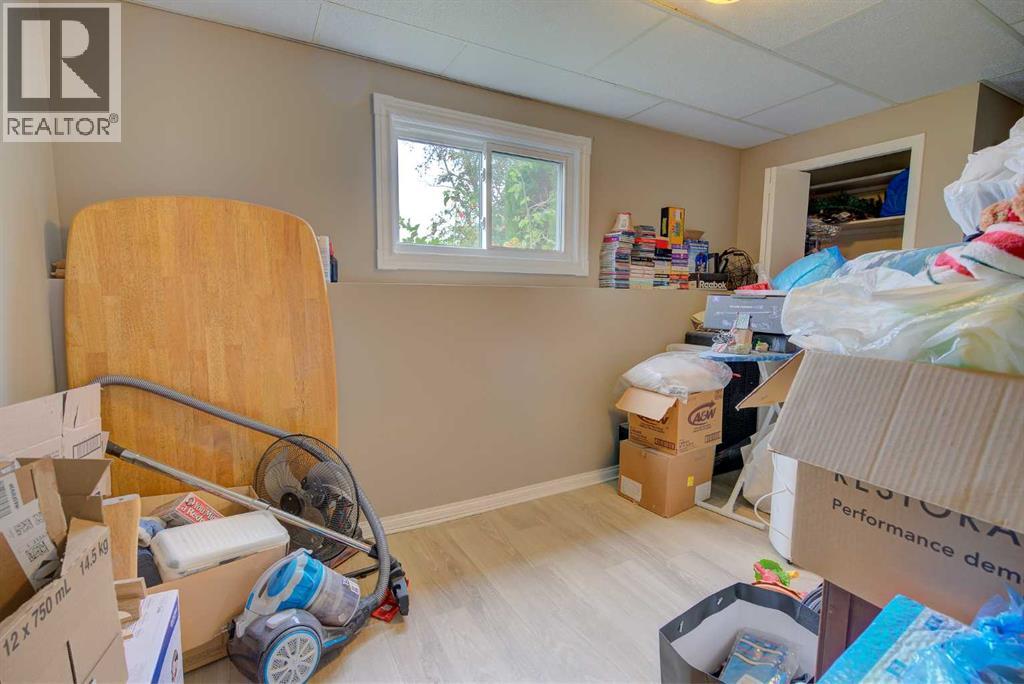 Single Family House Bungalow for Sale in   Avenue Glendale Red Deer 