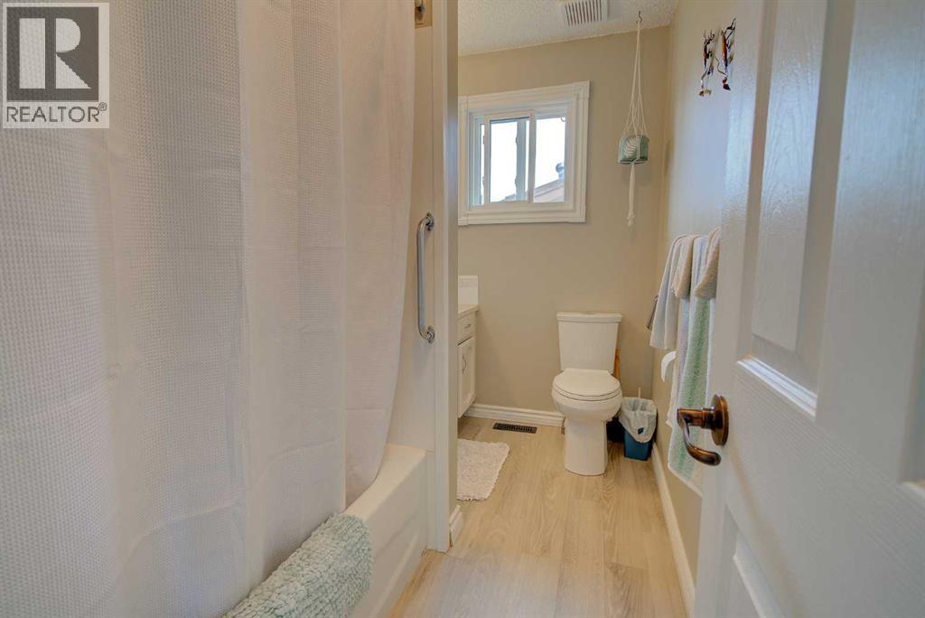 Single Family House Bungalow for Sale in   Avenue Glendale Red Deer 