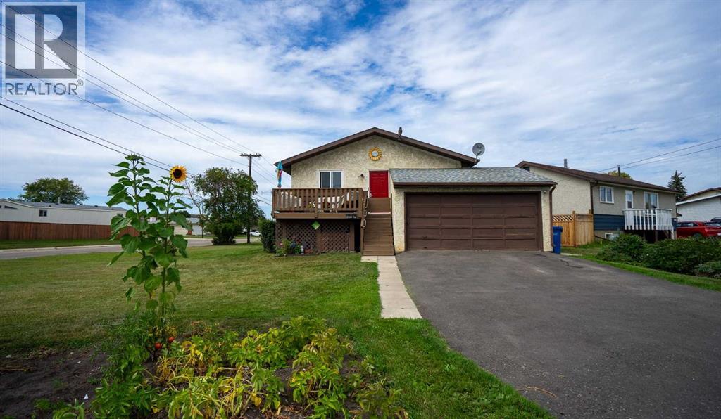 Single Family House Bungalow for Sale in   Avenue Glendale Red Deer 