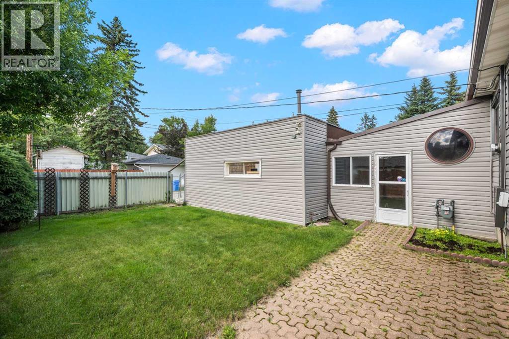 Single Family House Bungalow for Sale in  Fawn Crescent SE Fairview Calgary 