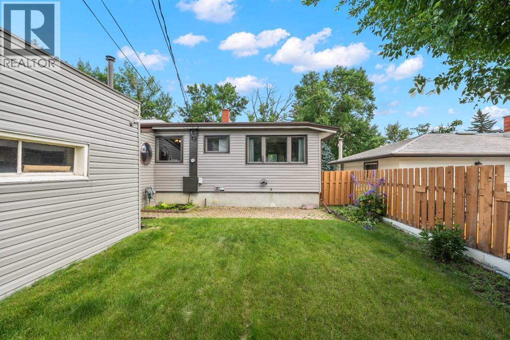 Single Family House Bungalow for Sale in  Fawn Crescent SE Fairview Calgary 