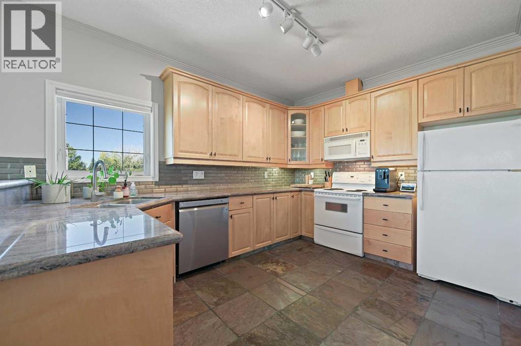 Single Family House for Sale in    Avenue SW Kingsland Calgary 