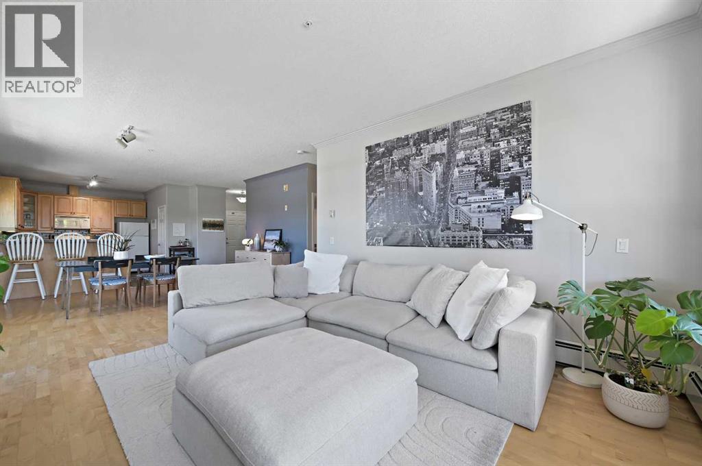 Single Family House for Sale in    Avenue SW Kingsland Calgary 