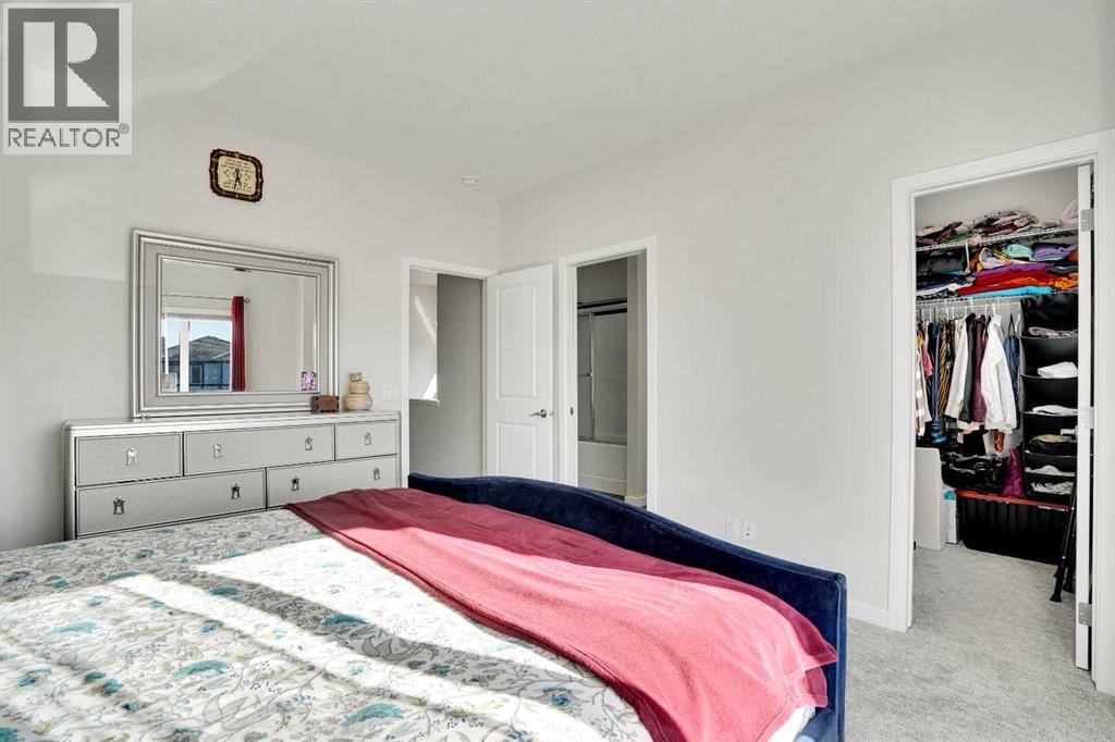 Single Family House for Sale in  Savanna Villas NE Saddle Ridge Calgary 