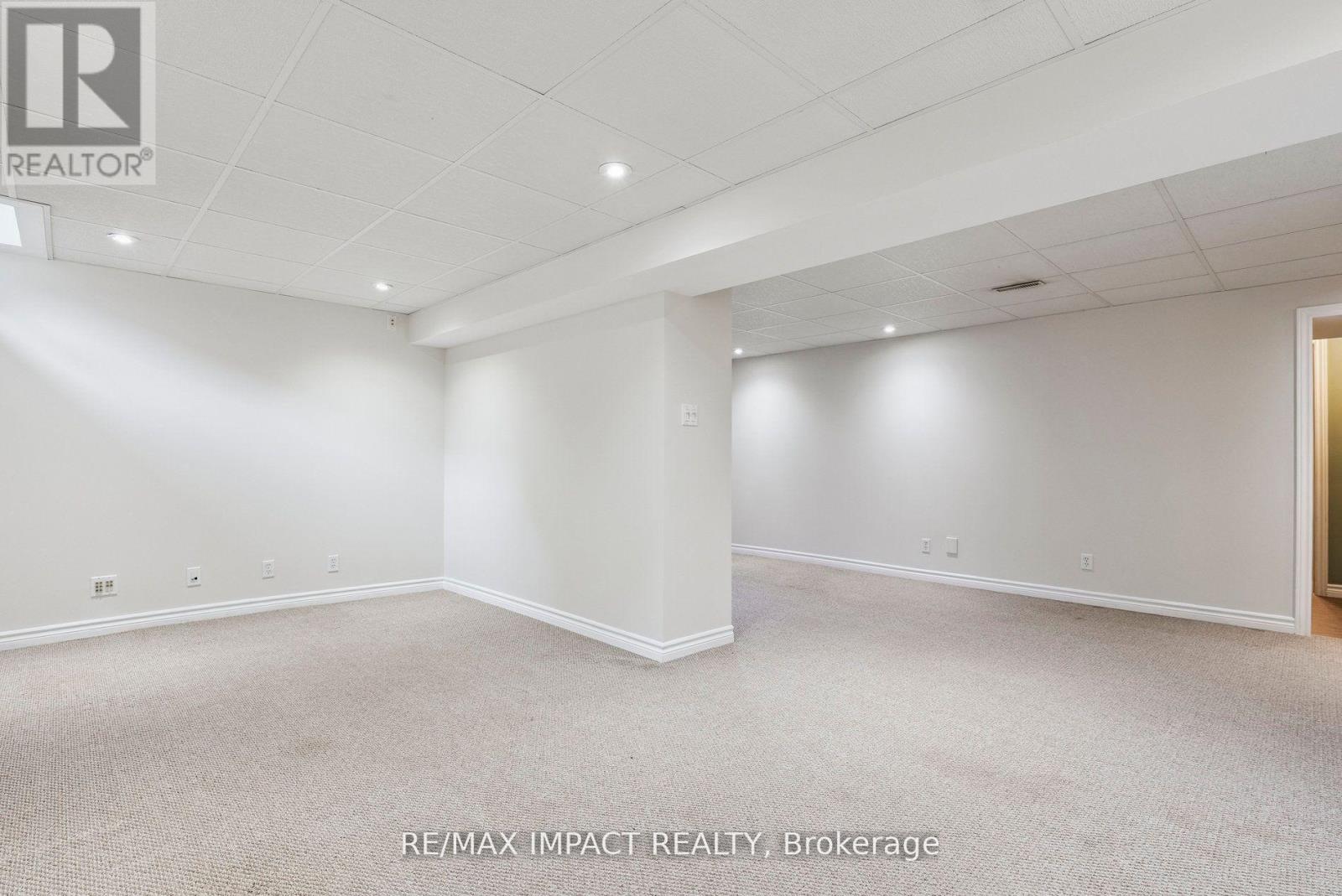 Photo 34 of 531 Crimson Court, Oshawa ON