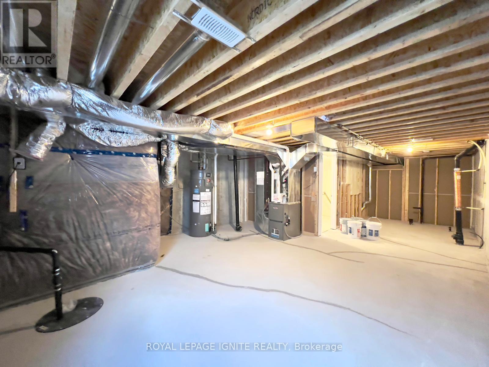 Photo 36 of 522 Hudson Crescent, Midland ON