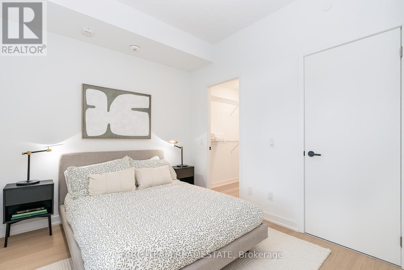 Photo 12 of 325 31 Huron Street, Collingwood ON