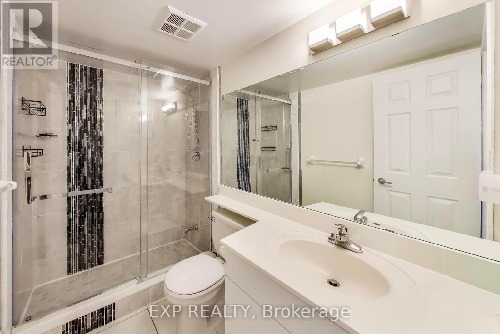Photo 39 of 510 19 Barberry Place, Toronto ON