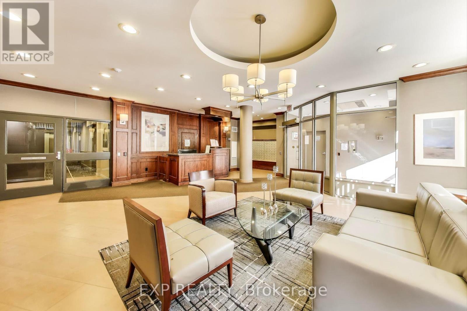 Photo 7 of 510 19 Barberry Place, Toronto ON