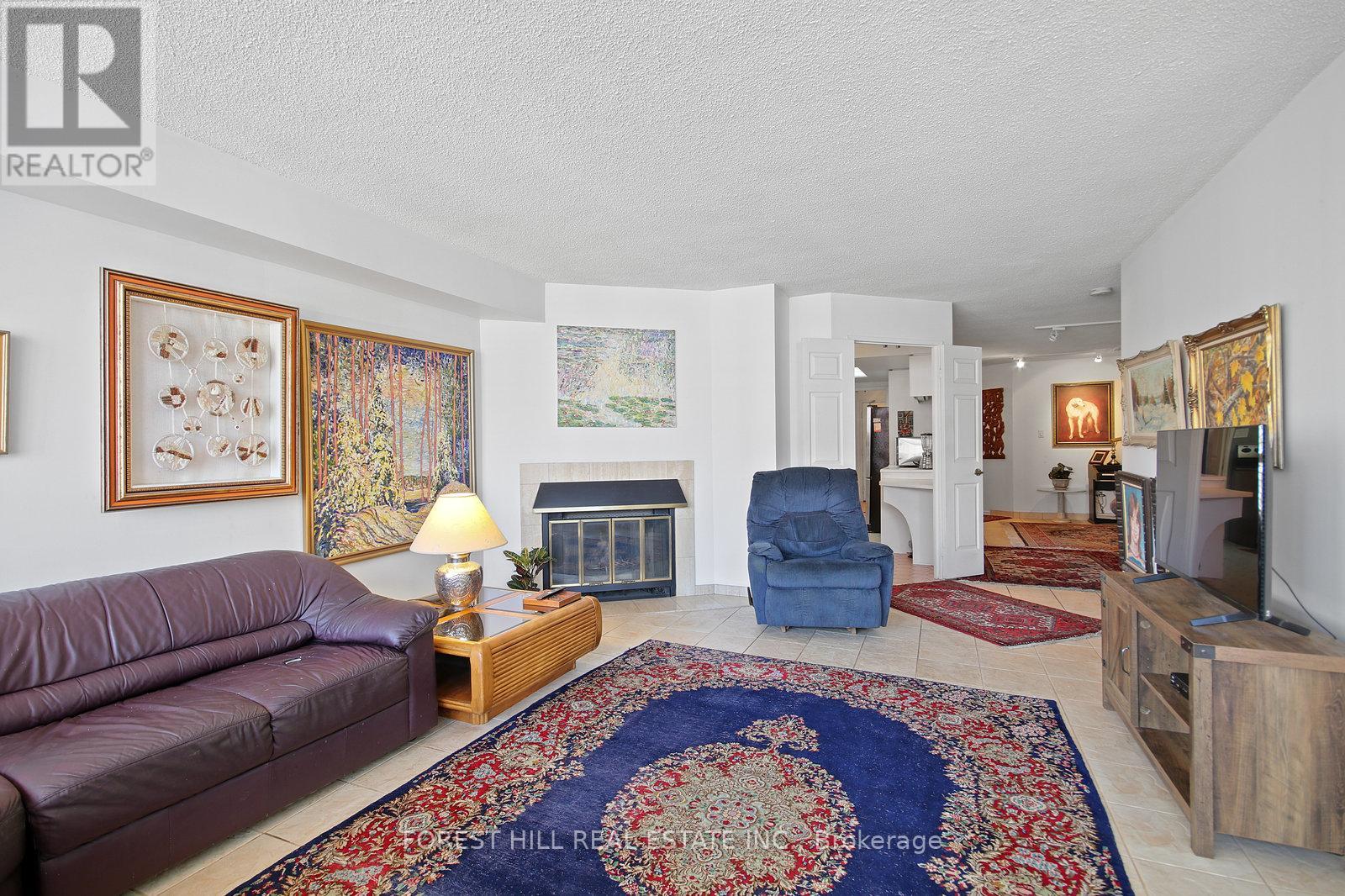 Photo 14 of 1101 130 Carlton Street, Toronto ON