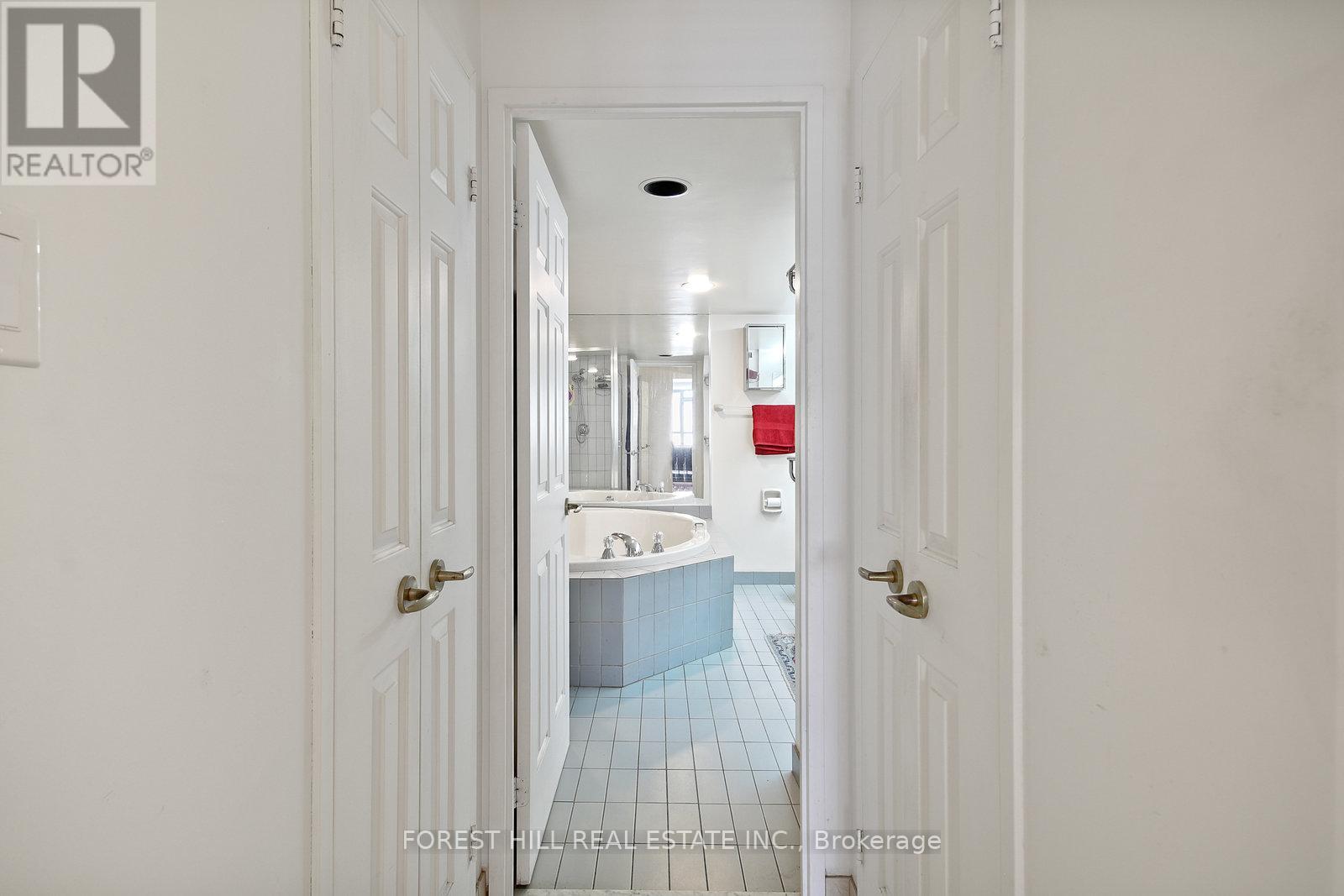 Photo 23 of 1101 130 Carlton Street, Toronto ON