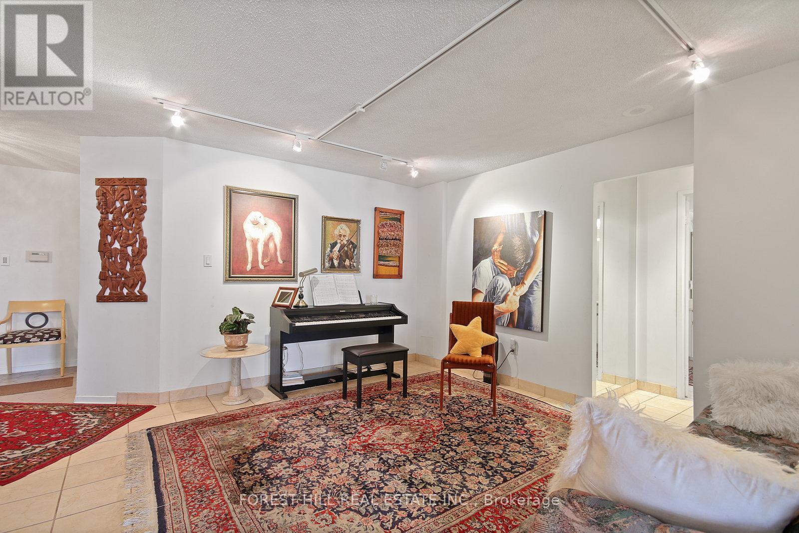 Photo 8 of 1101 130 Carlton Street, Toronto ON