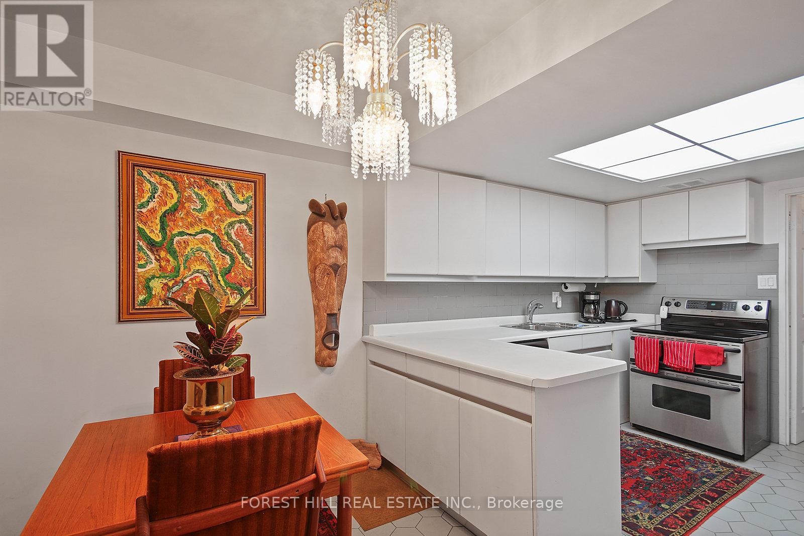 Photo 9 of 1101 130 Carlton Street, Toronto ON