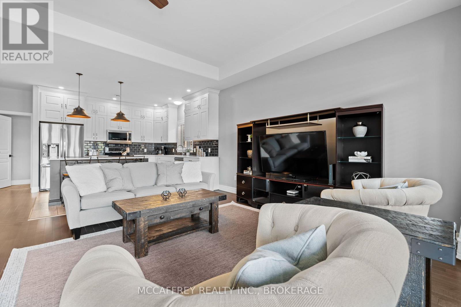 Photo 14 of 25 Staikos Court, Greater Napanee ON