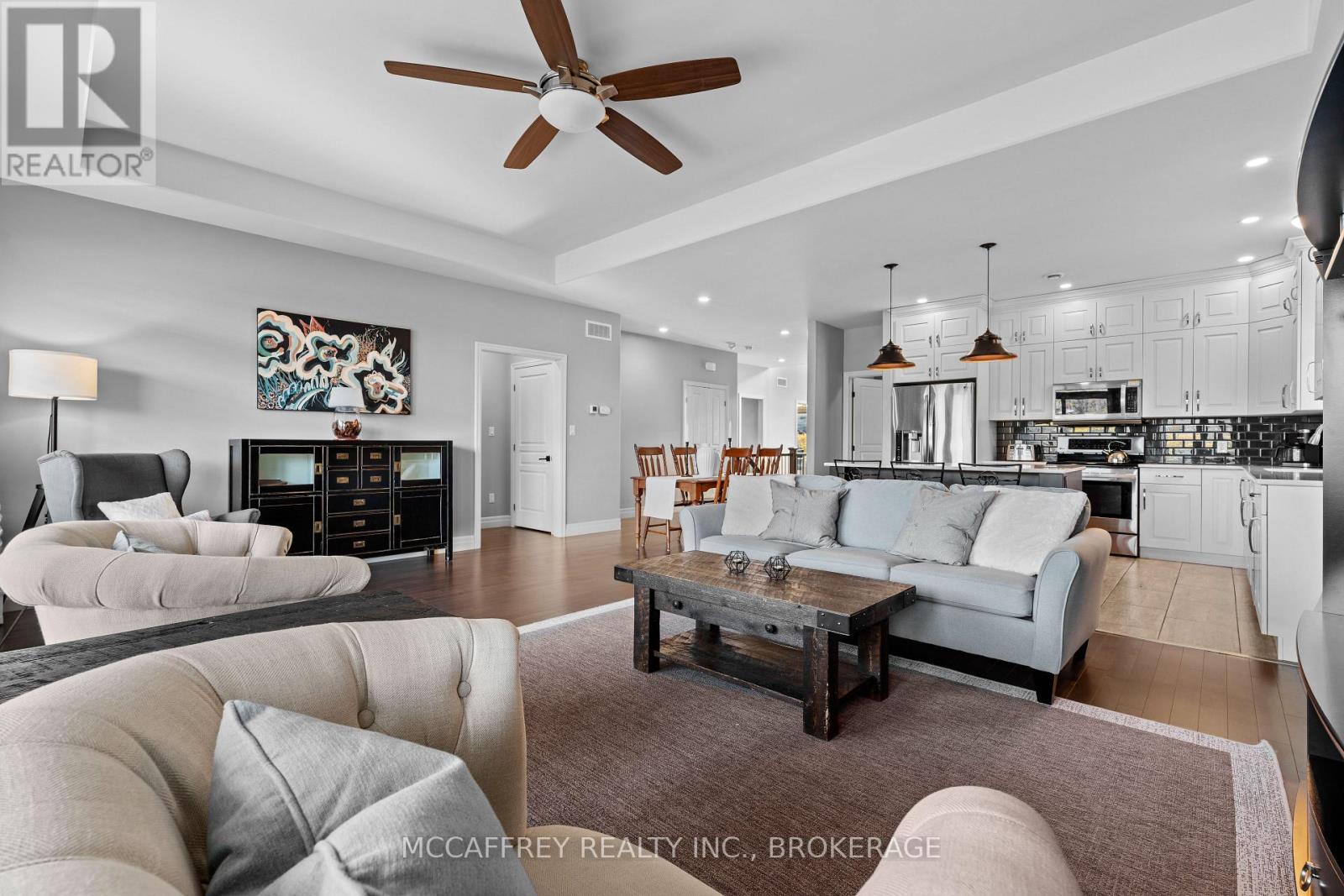 Photo 16 of 25 Staikos Court, Greater Napanee ON