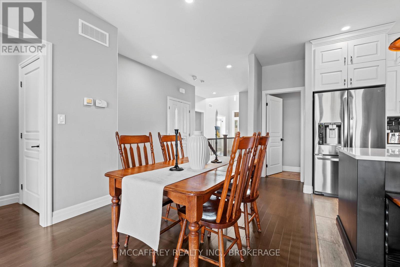 Photo 17 of 25 Staikos Court, Greater Napanee ON