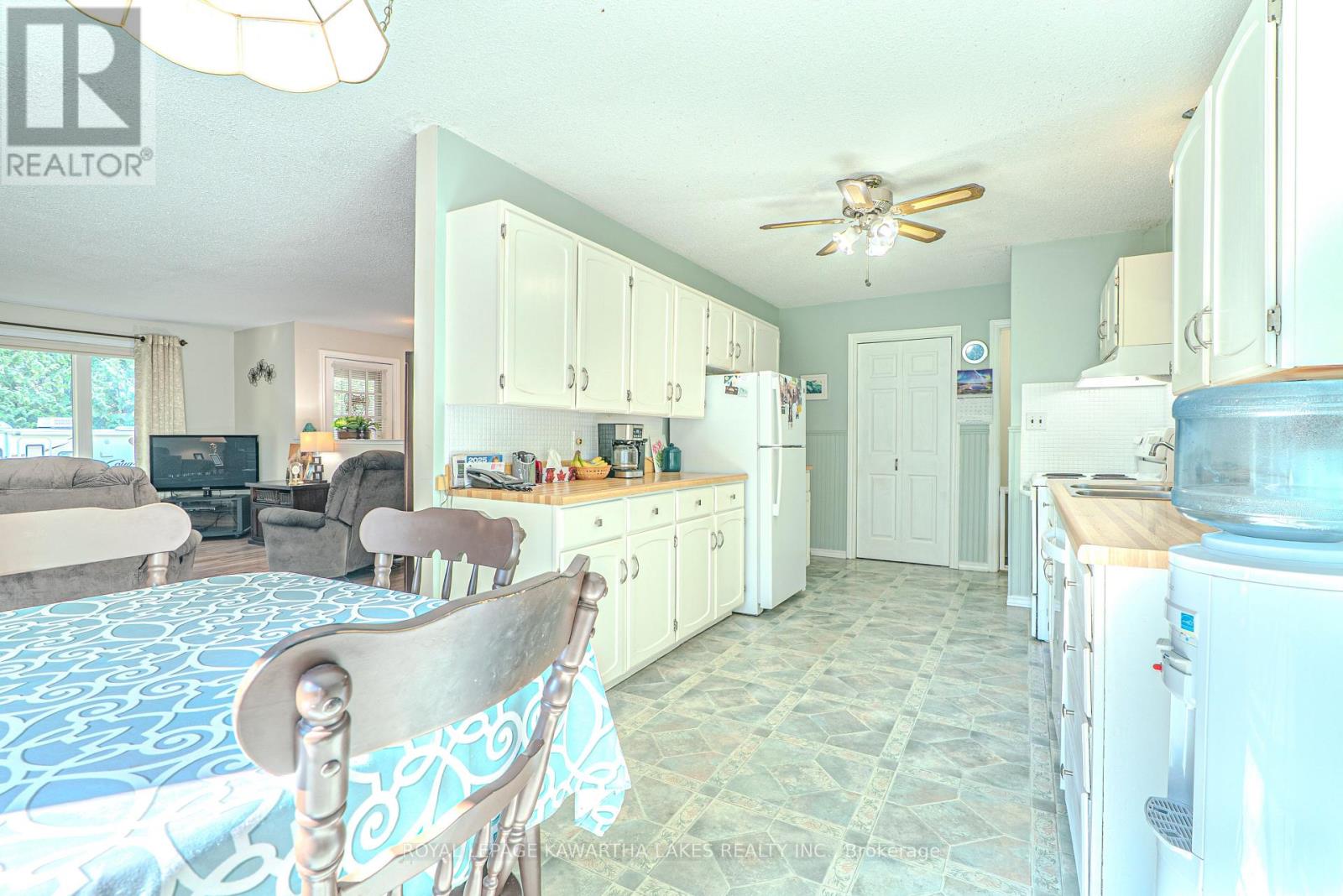 Photo 14 of 426 Farms Road, Kawartha Lakes ON