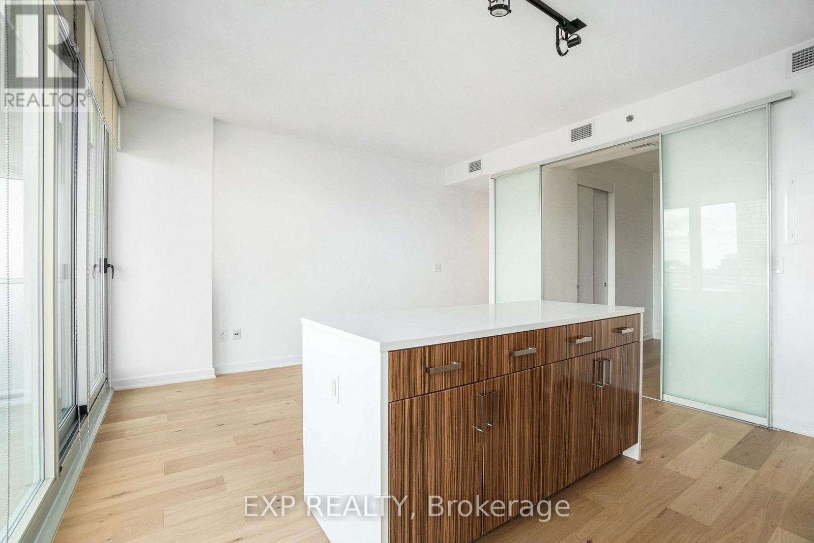 Photo 10 of 707 300 Lisgar Street, Ottawa ON