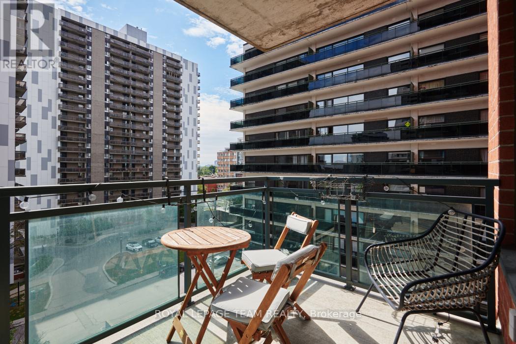 Photo 14 of 701 570 Laurier Avenue W, Ottawa ON