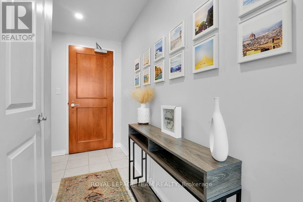 Photo 25 of 701 570 Laurier Avenue W, Ottawa ON