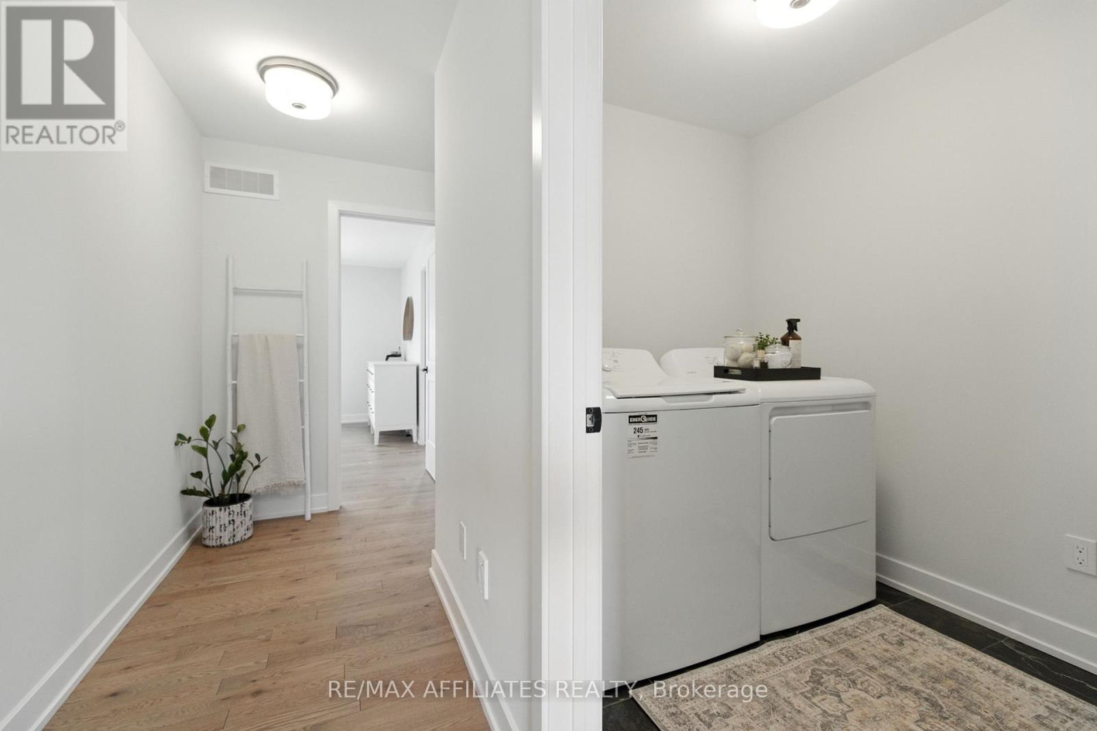 Photo 19 of 142 Thomas Street S, Arnprior ON
