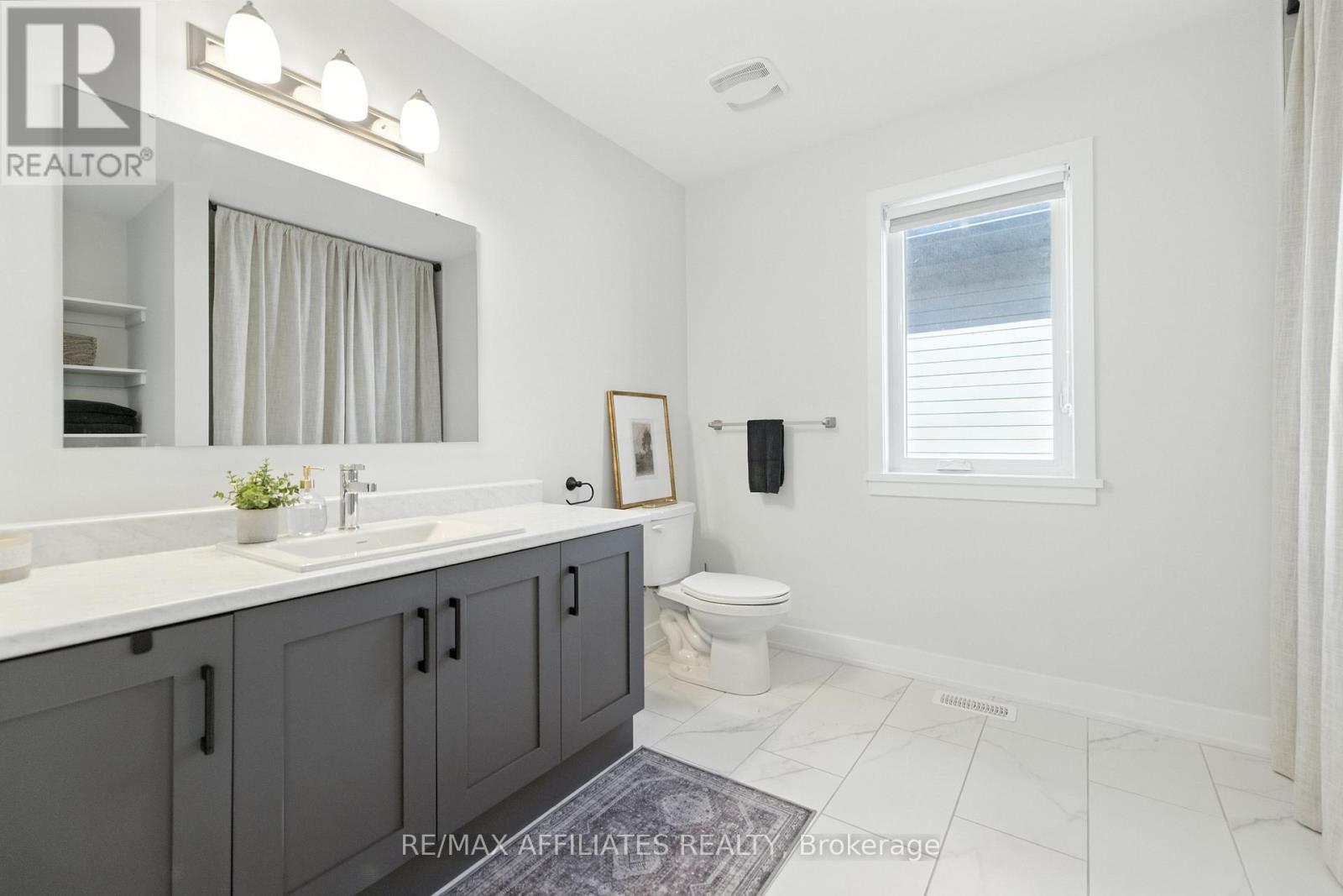 Photo 20 of 142 Thomas Street S, Arnprior ON