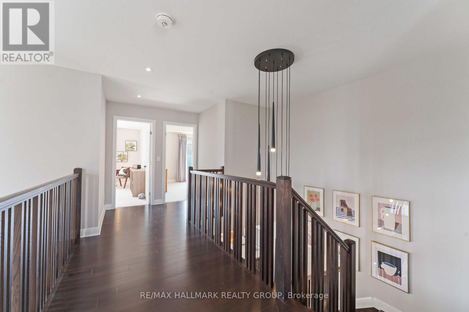 Photo 17 of 155 Escarpment Crescent, Ottawa ON