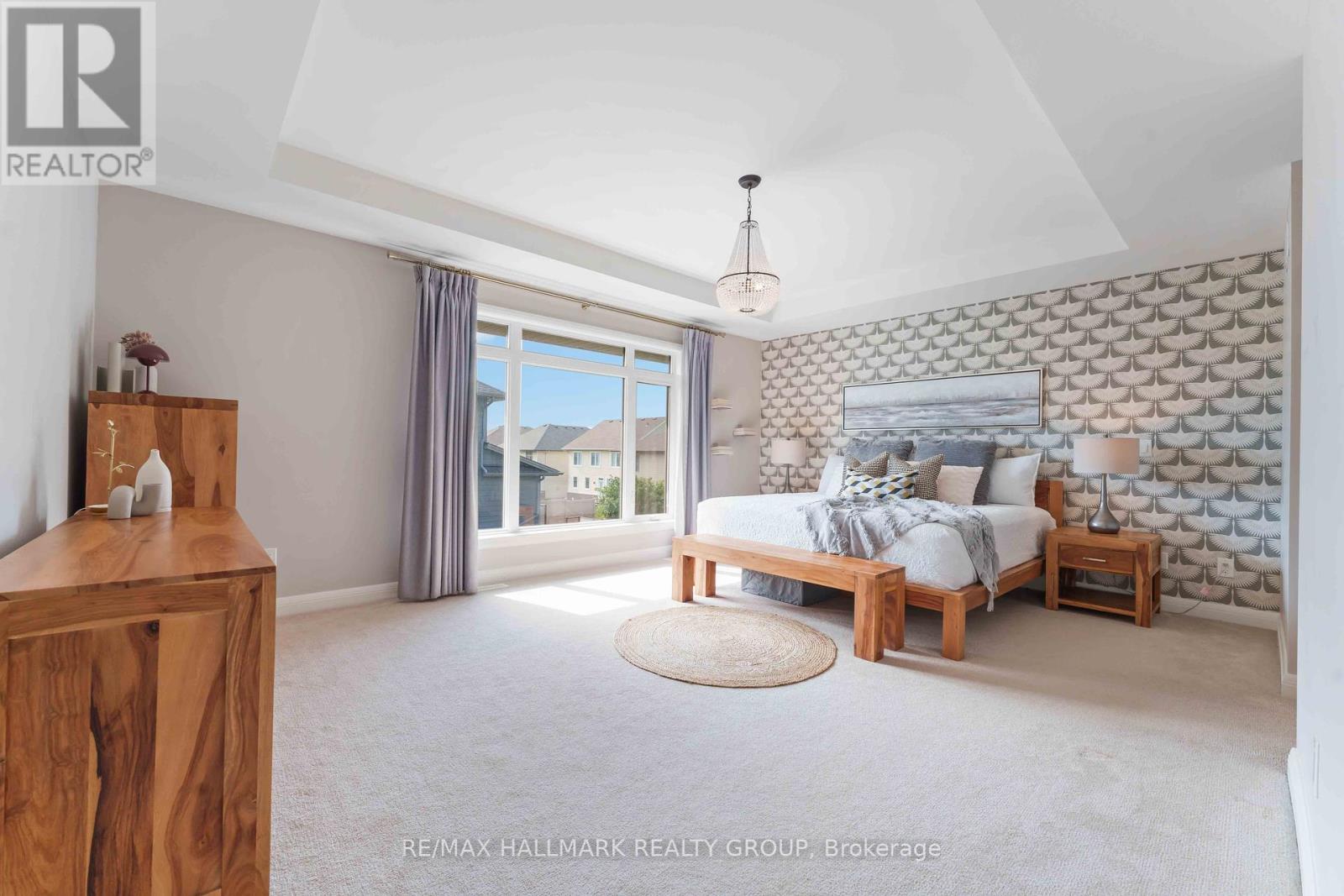 Photo 18 of 155 Escarpment Crescent, Ottawa ON