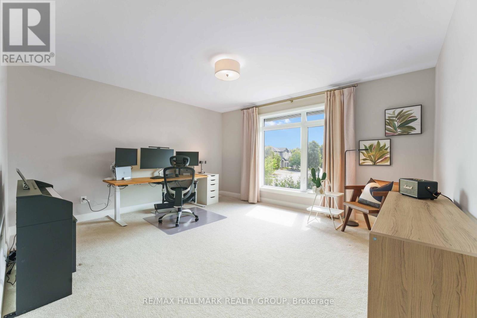 Photo 25 of 155 Escarpment Crescent, Ottawa ON