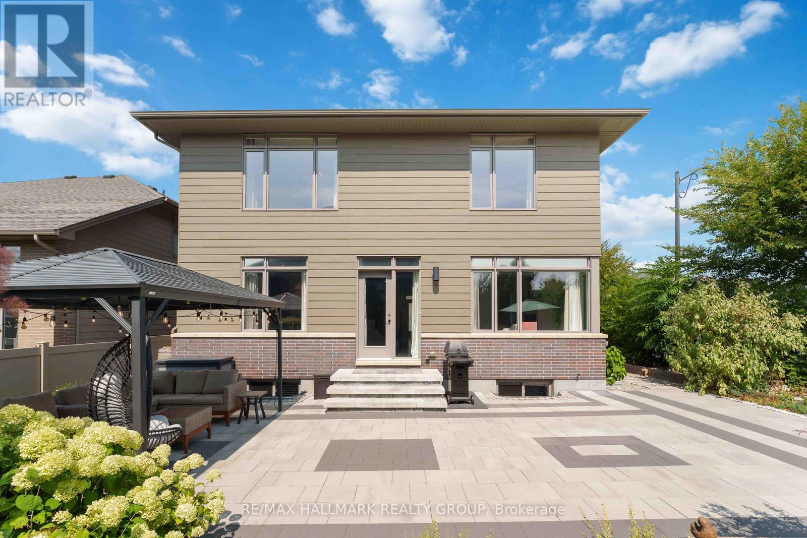 Photo 36 of 155 Escarpment Crescent, Ottawa ON