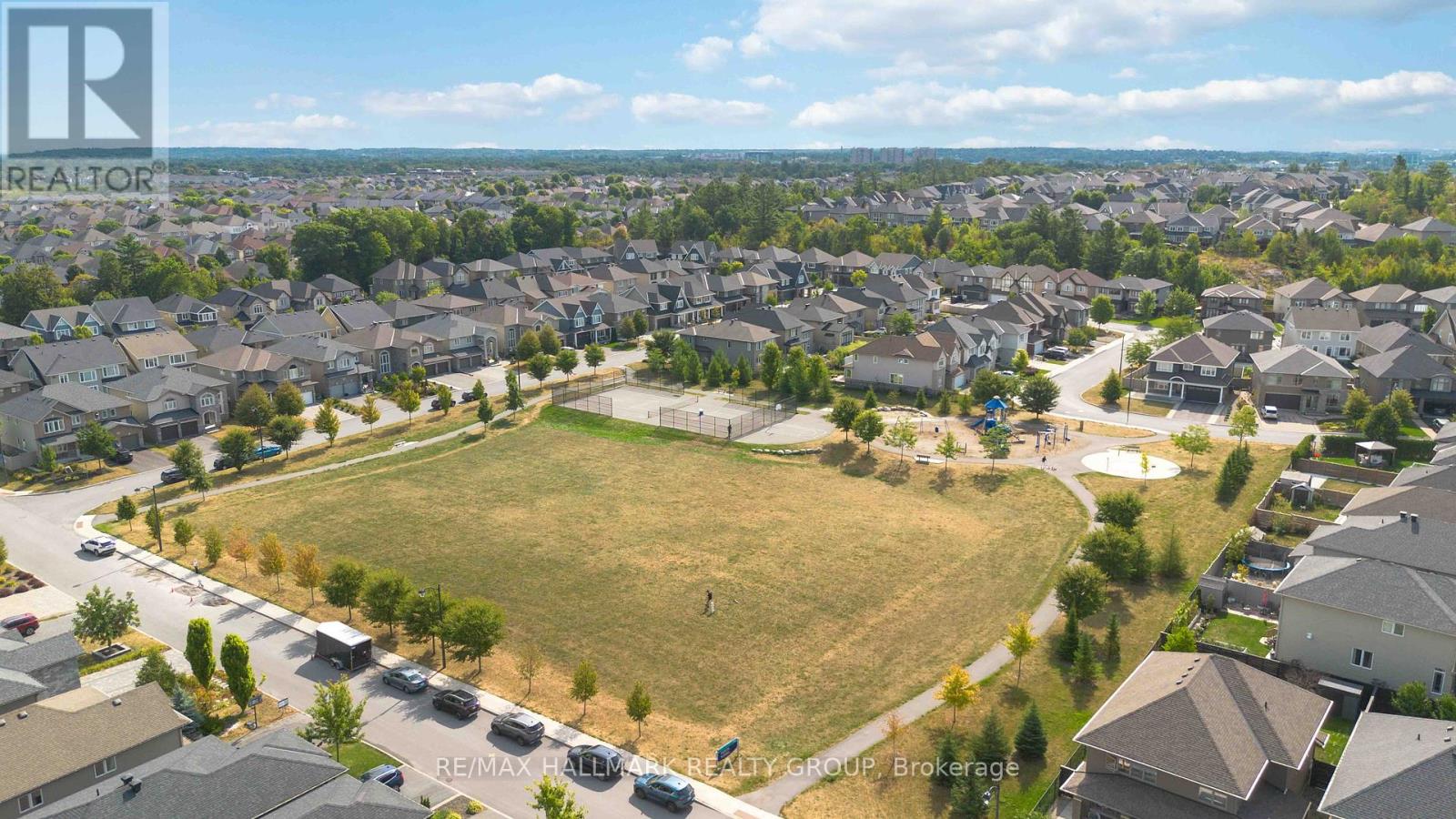 Photo 40 of 155 Escarpment Crescent, Ottawa ON
