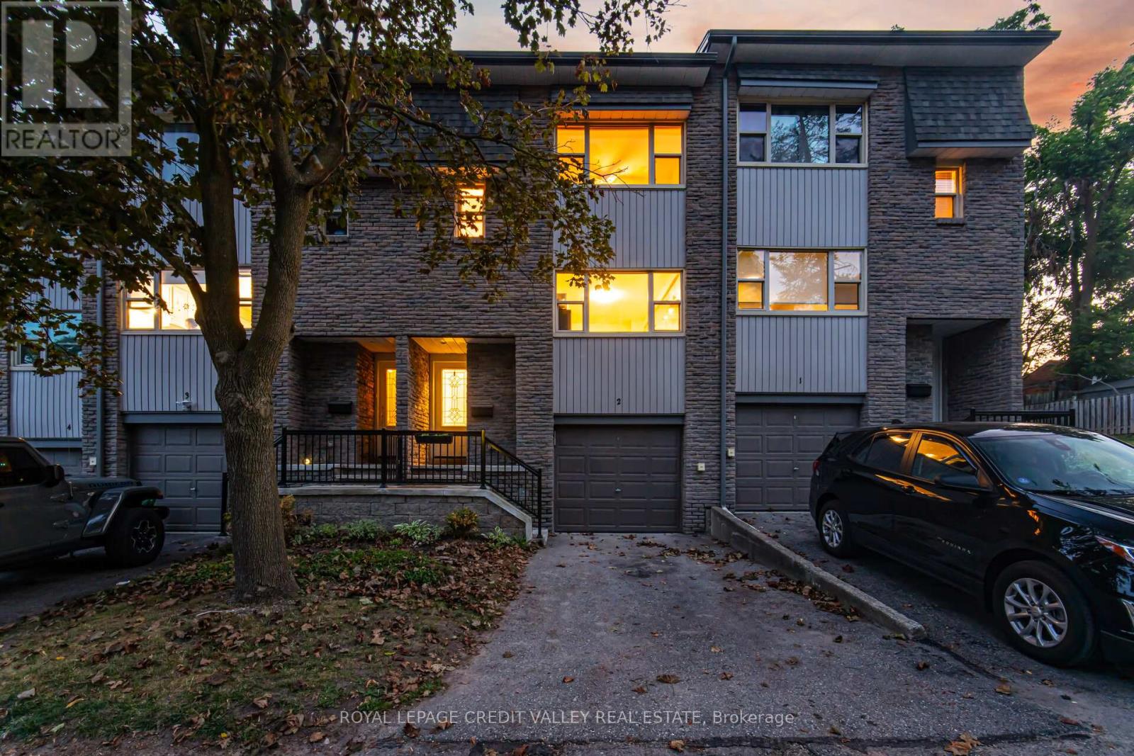 Photo 1 of 2 2 North Street, Barrie ON
