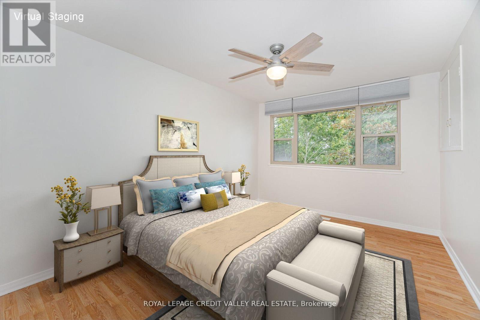 Photo 19 of 2 2 North Street, Barrie ON