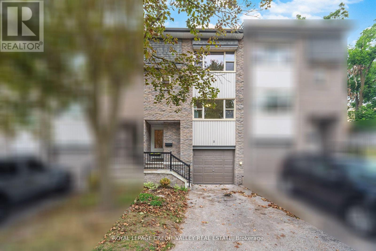 Photo 2 of 2 2 North Street, Barrie ON