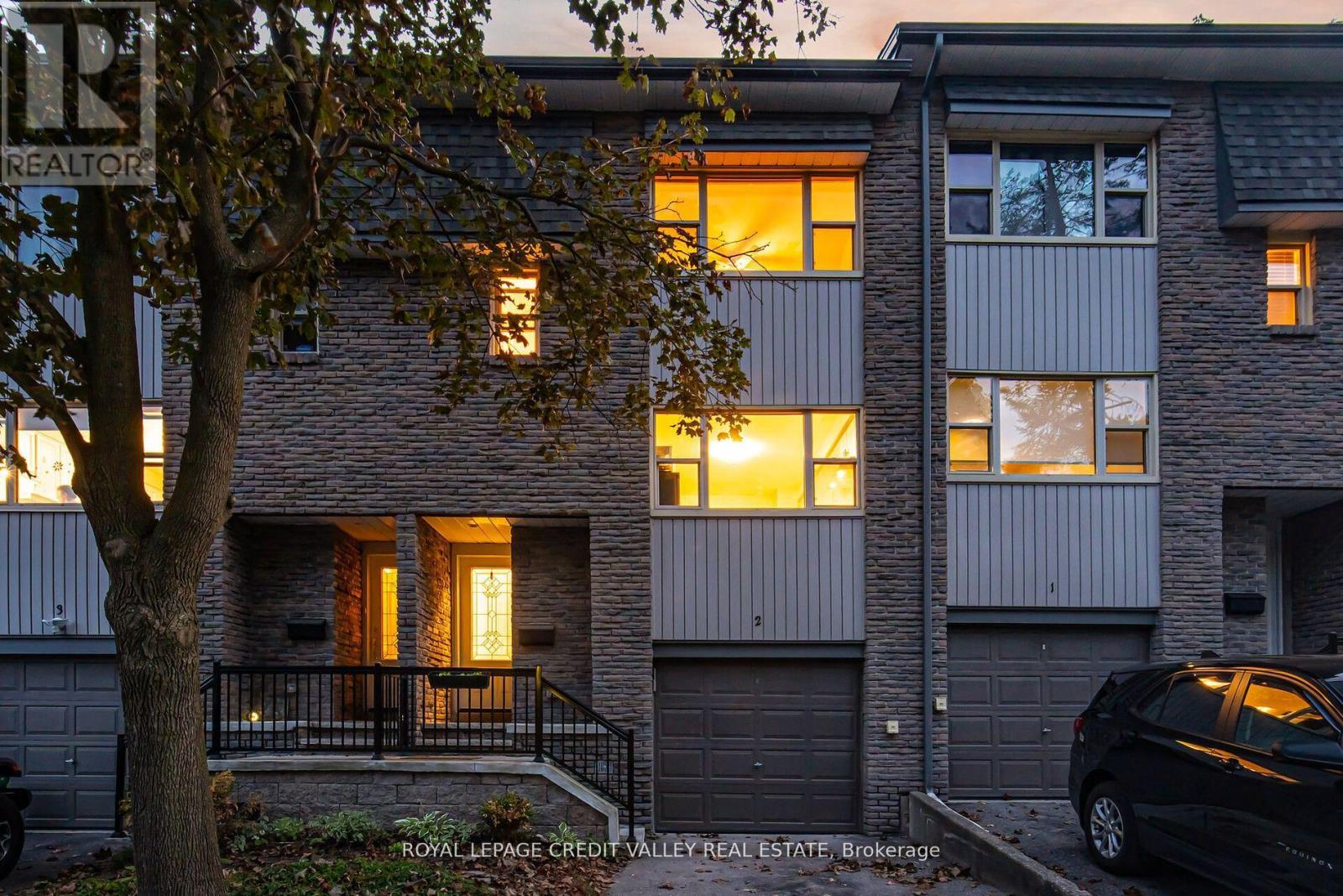 Photo 29 of 2 2 North Street, Barrie ON