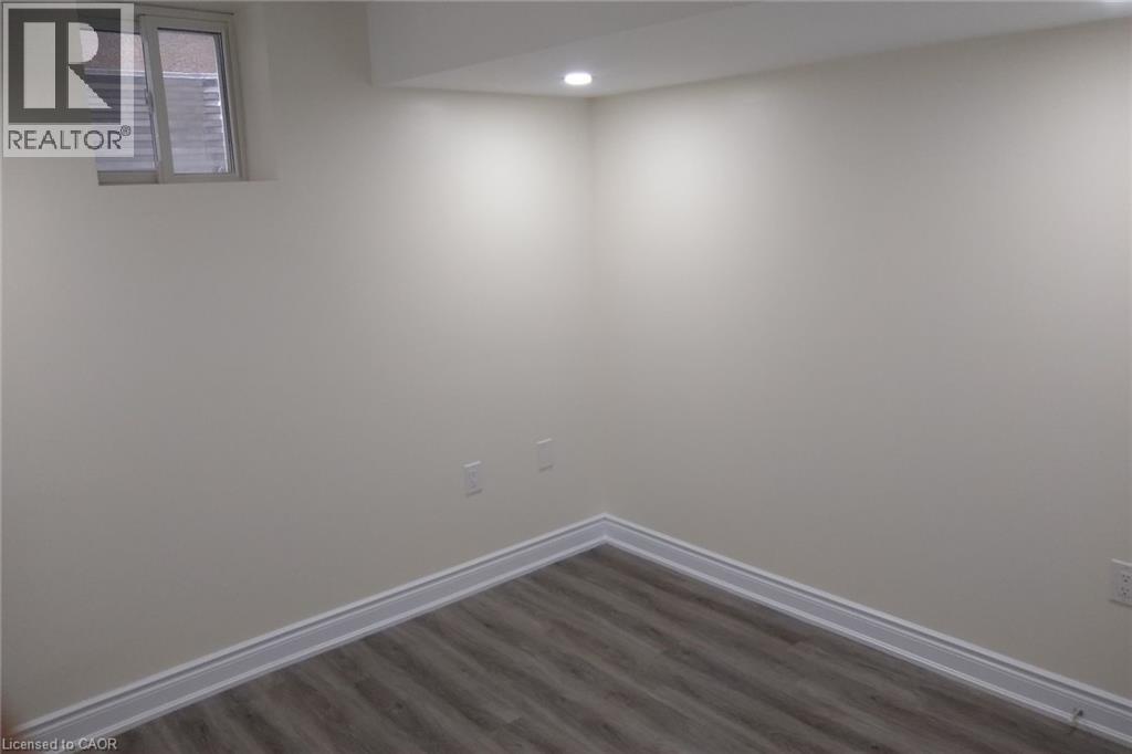 Photo 10 of 137 Rivertrail Avenue Unit Lower, Kitchener ON