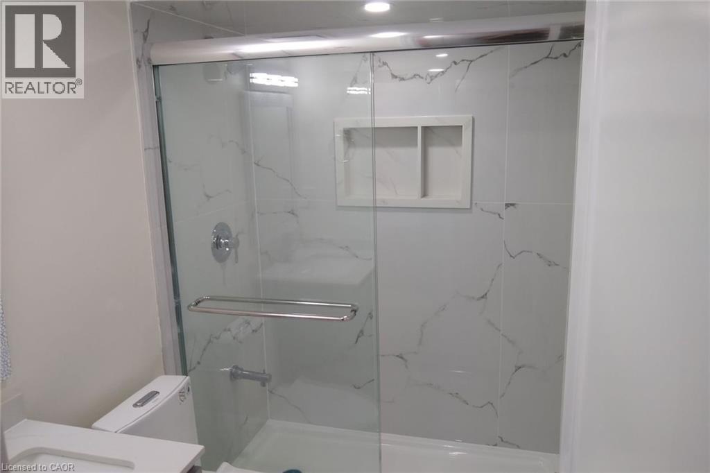 Photo 12 of 137 Rivertrail Avenue Unit Lower, Kitchener ON