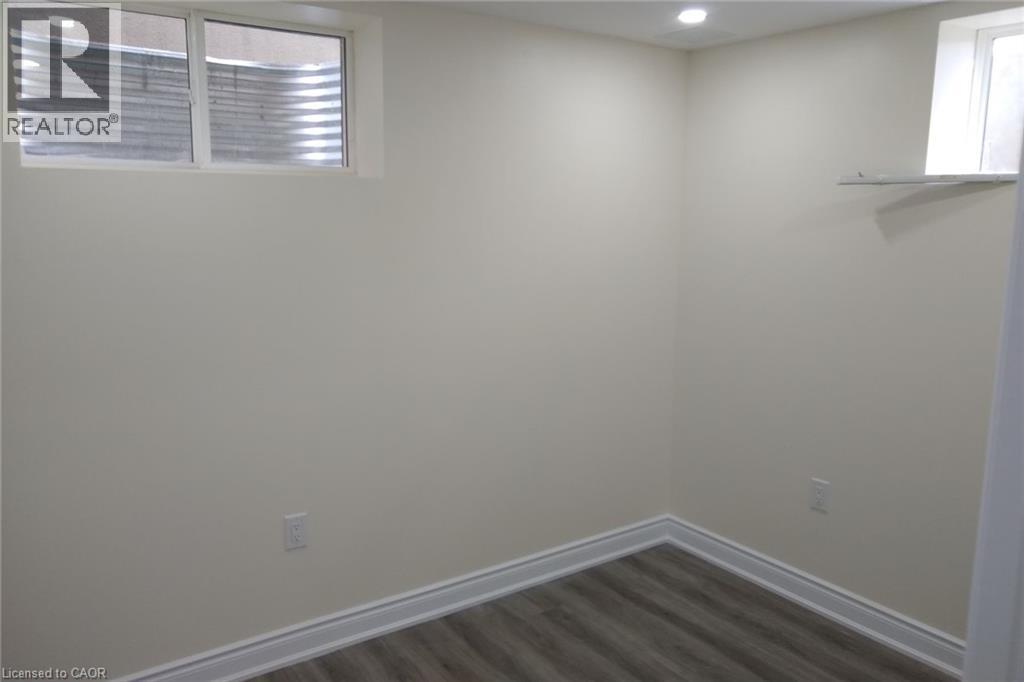 Photo 14 of 137 Rivertrail Avenue Unit Lower, Kitchener ON